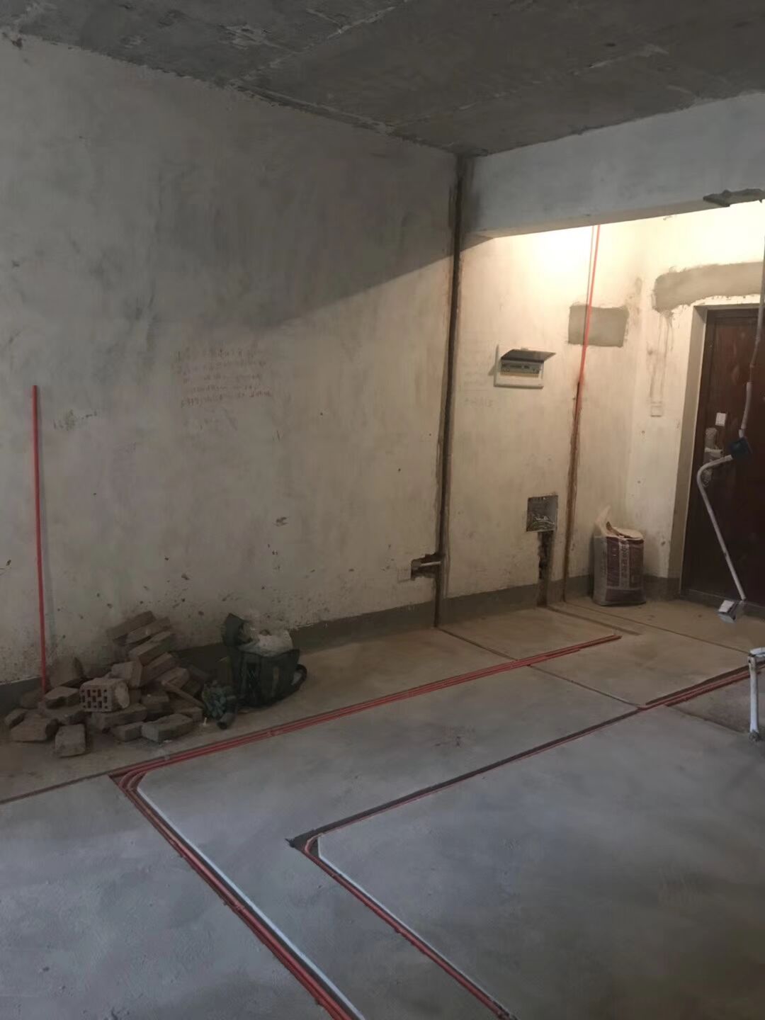 橡树林 成都装修 水电改造布线