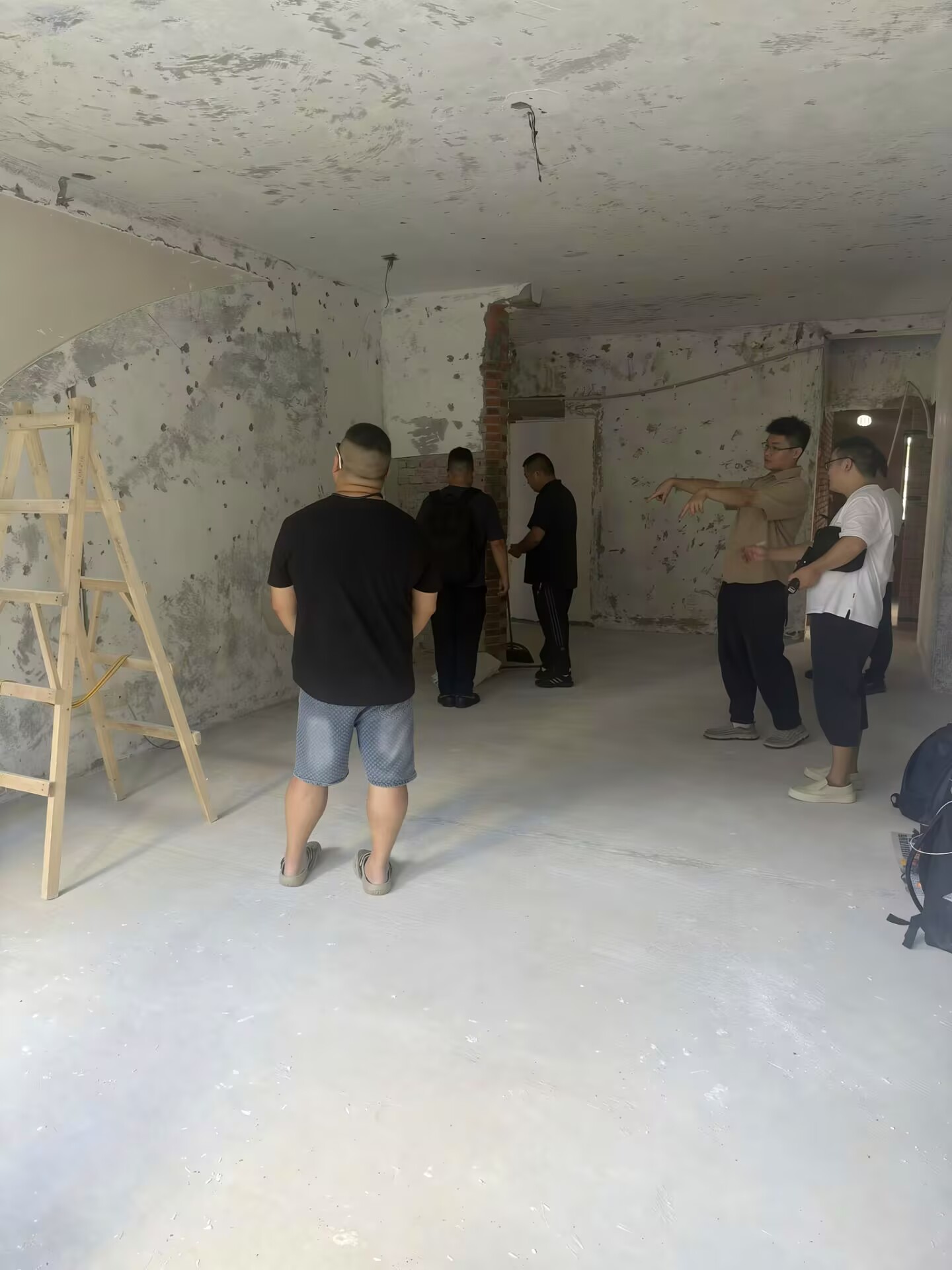 成都武侯区翔宇苑｜二手房翻新装修，工地现场交底
