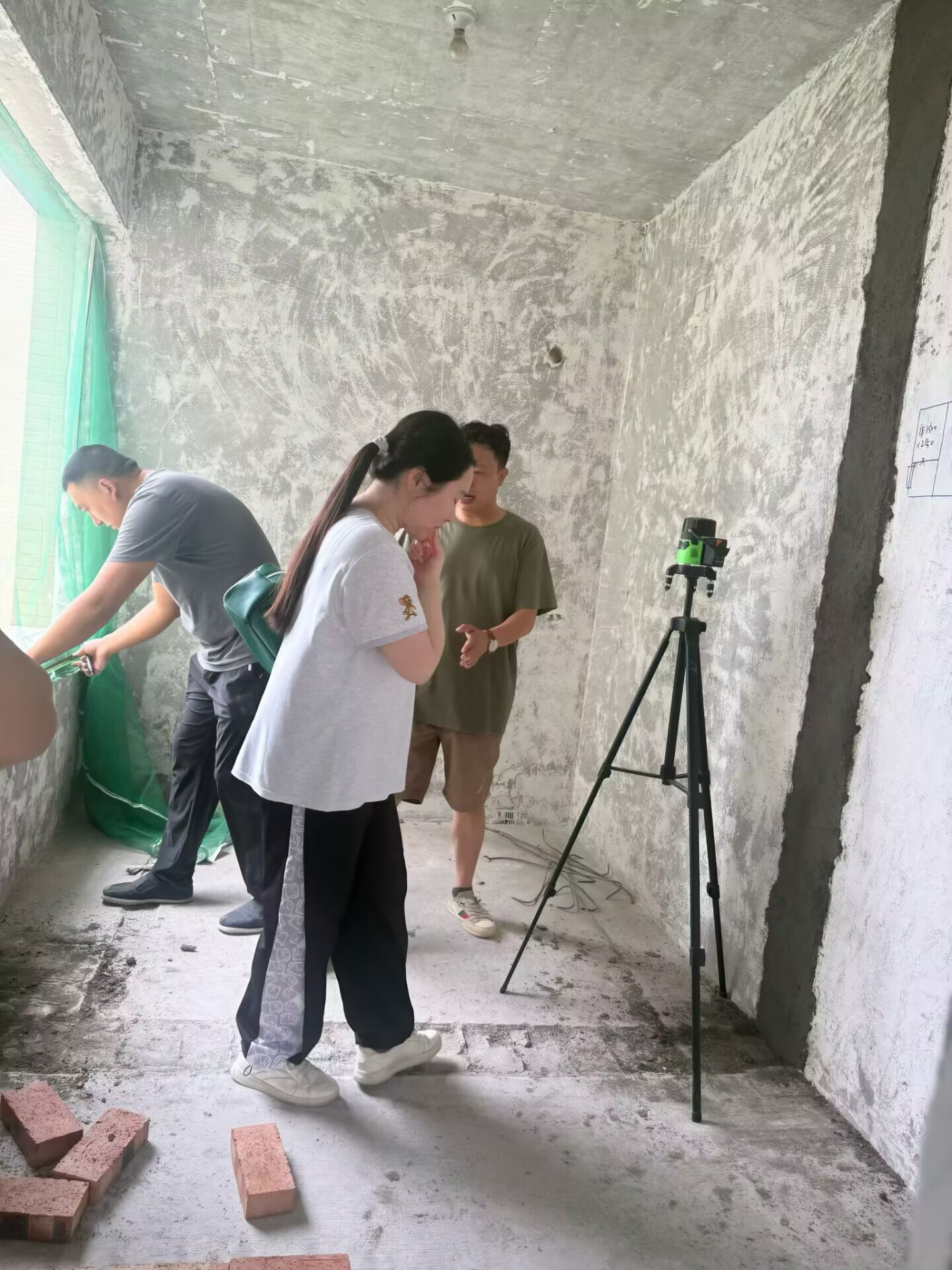 成都二手房装修，成华区装修推荐，成都装修施工队，成都装修半包