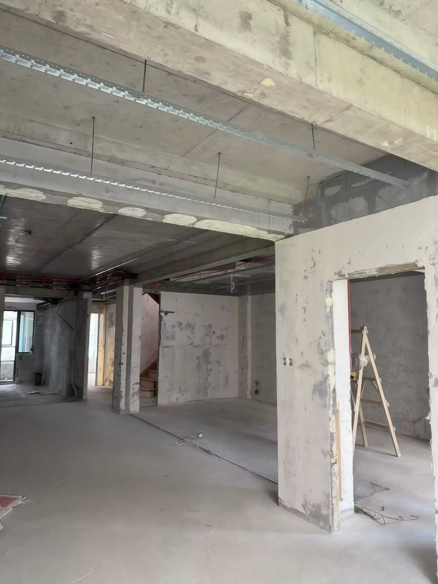 成都别墅装修-龙泉和泓紫山云庭装修-成都后80装修队