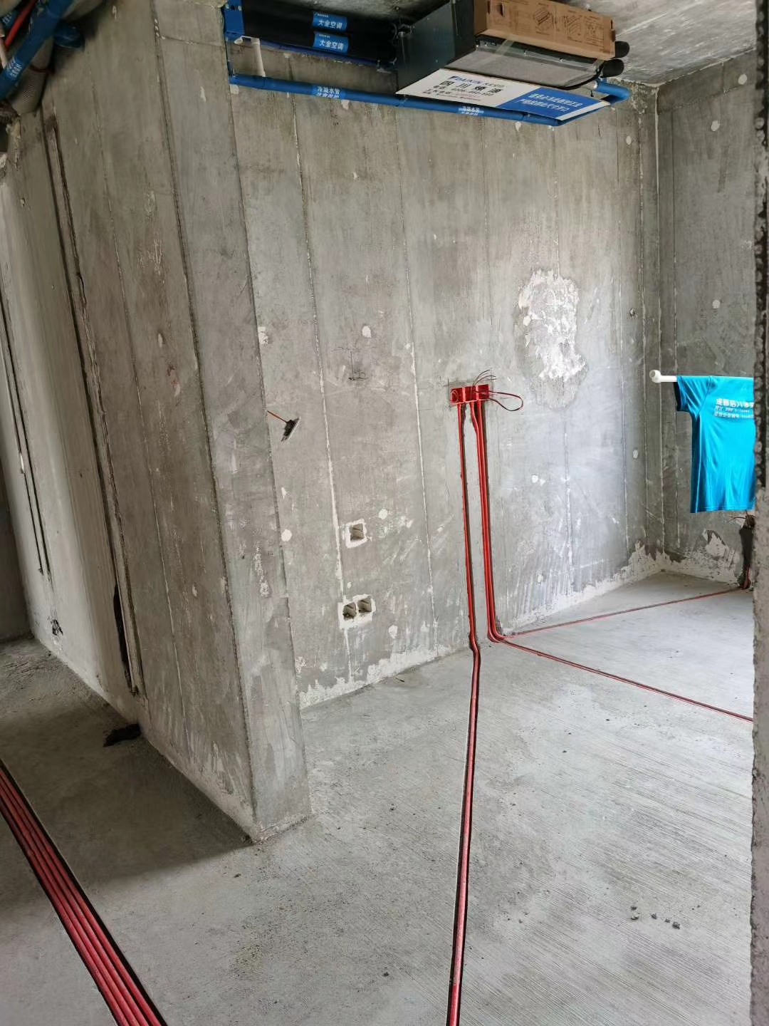 成都中南海棠集水电改造施工现场图